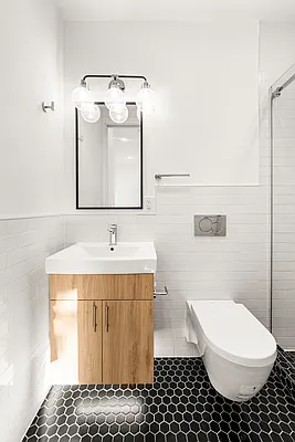 Bathroom, photo 5