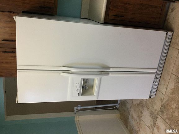 3rd image of 708 51st Ave #5
