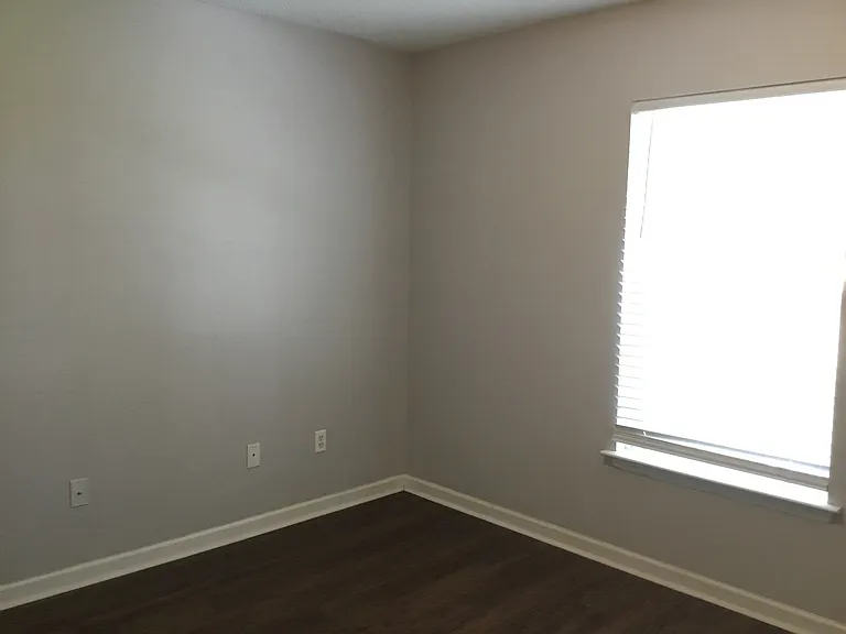 38 Sandy Pointe Dr — Photo 22