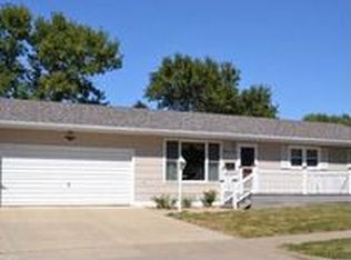 510 E Walnut St, Canton, SD 57013
