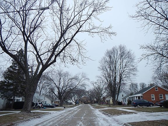 4th image of 24895 Tallman Ave