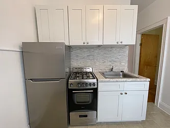 Rented by Sterea Agency