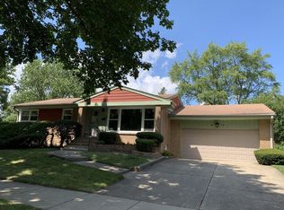 1616 W Grove St, Arlington Heights, IL