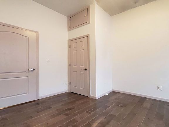 4th image of 545 Marcy Ave #2F