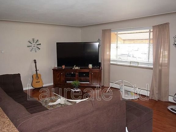 2nd image of 3622 Allison St