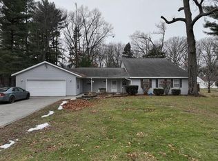 219 Oak Ln, Goshen, IN 46528