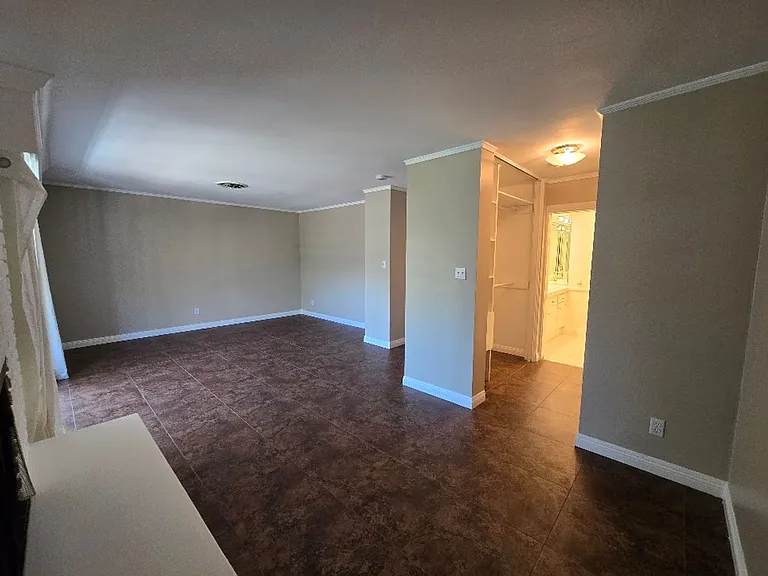 3030 El Camino Ave — Photo 31