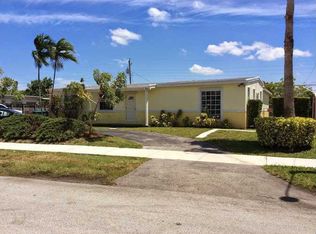 9340 SW 41st St, Miami, FL 33165