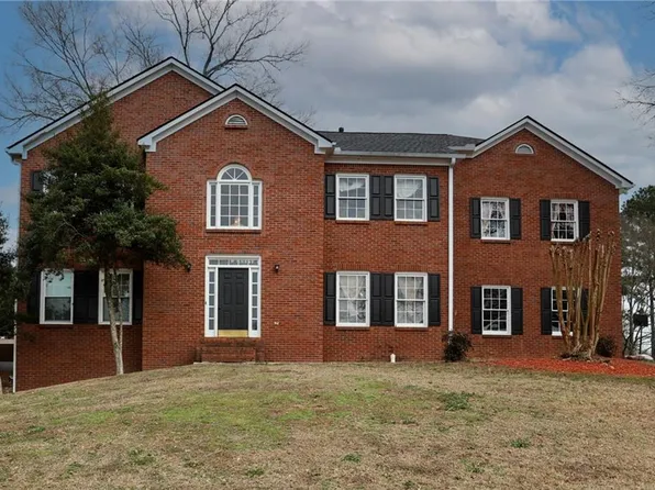 4171 Arapaho Dr, Powder Springs, GA 30127