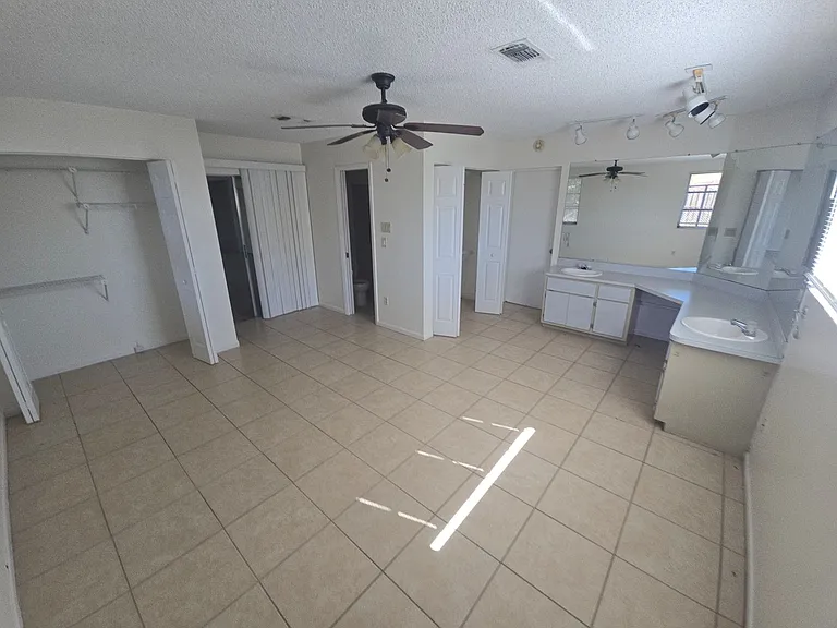 4335 Pallas Ave — Photo 7