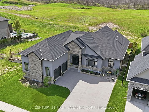 2nd image of 941 Longworth Rd
