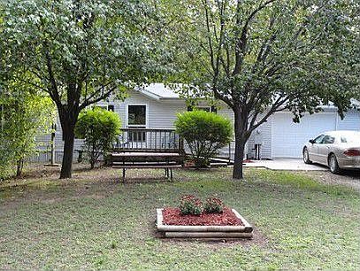 4th image of 371 Oak Valley Dr