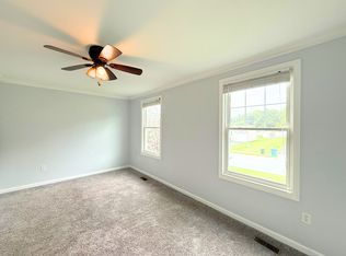 10405 Bloom Dr, Damascus, MD 20872
