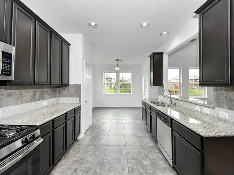 3727 Varna Ct — Photo 10