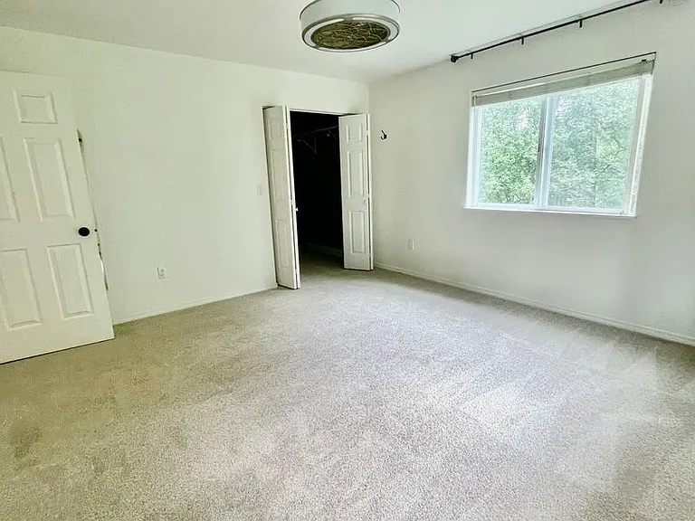 21507 Tony Cir — Photo 14