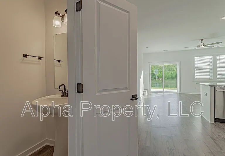 1451 Darrowby Way — Photo 3