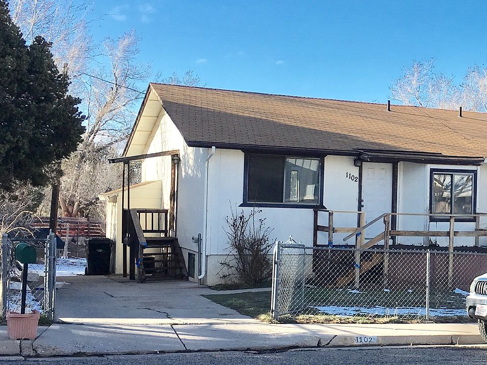 1st image of 1102 Desert Pines Dr