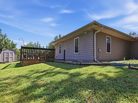 2nd image of 4032 SW 34th St