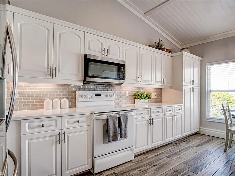 7271 Mill Pond Cir — Photo 10