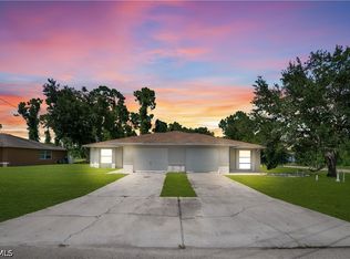 4600/4602 28th St SW, Lehigh Acres, FL 33973