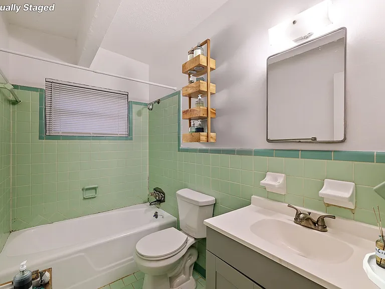 211 N Lipona Rd — Photo 10