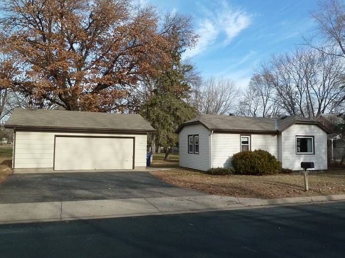 1215-80th Ave Looking NE