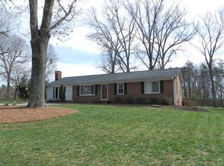 267 Winsom Dr, Kernersville, NC 27284