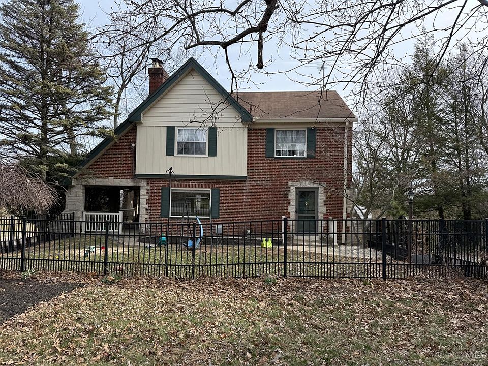 2nd image of 7634 Bridgetown Rd