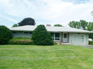 4370 Windsor Rd, Windsor, WI 53598