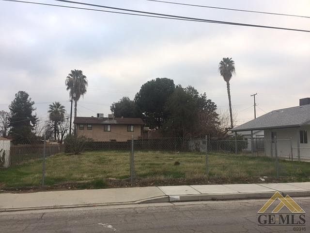 1st image of 219 E Warren Ave