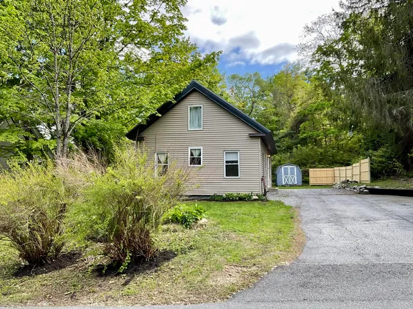 3 Brook Street, Lisbon, ME 04250