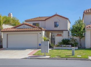 826 Links View Dr, Simi Valley, CA 93065