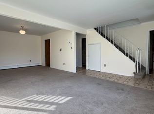 333 Loring Rd, Levittown, NY 11756