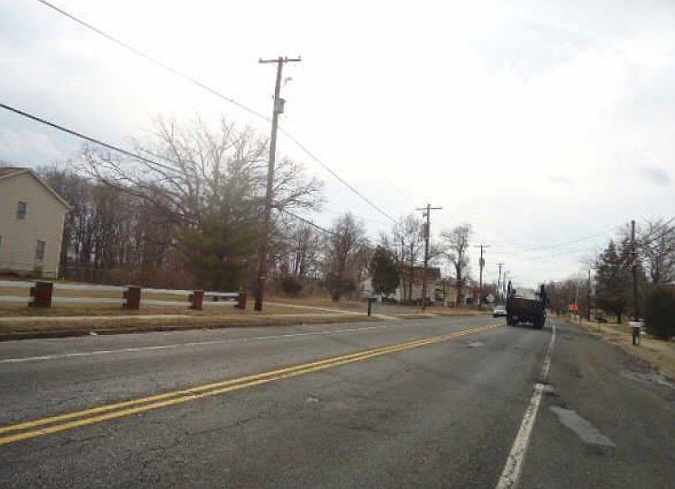 2nd image of 8401 Oxon Hill Rd