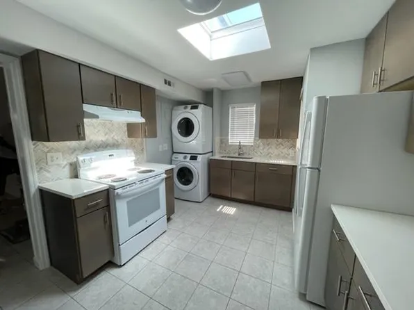 1533 2nd St N, Jacksonville Beach, FL 32250