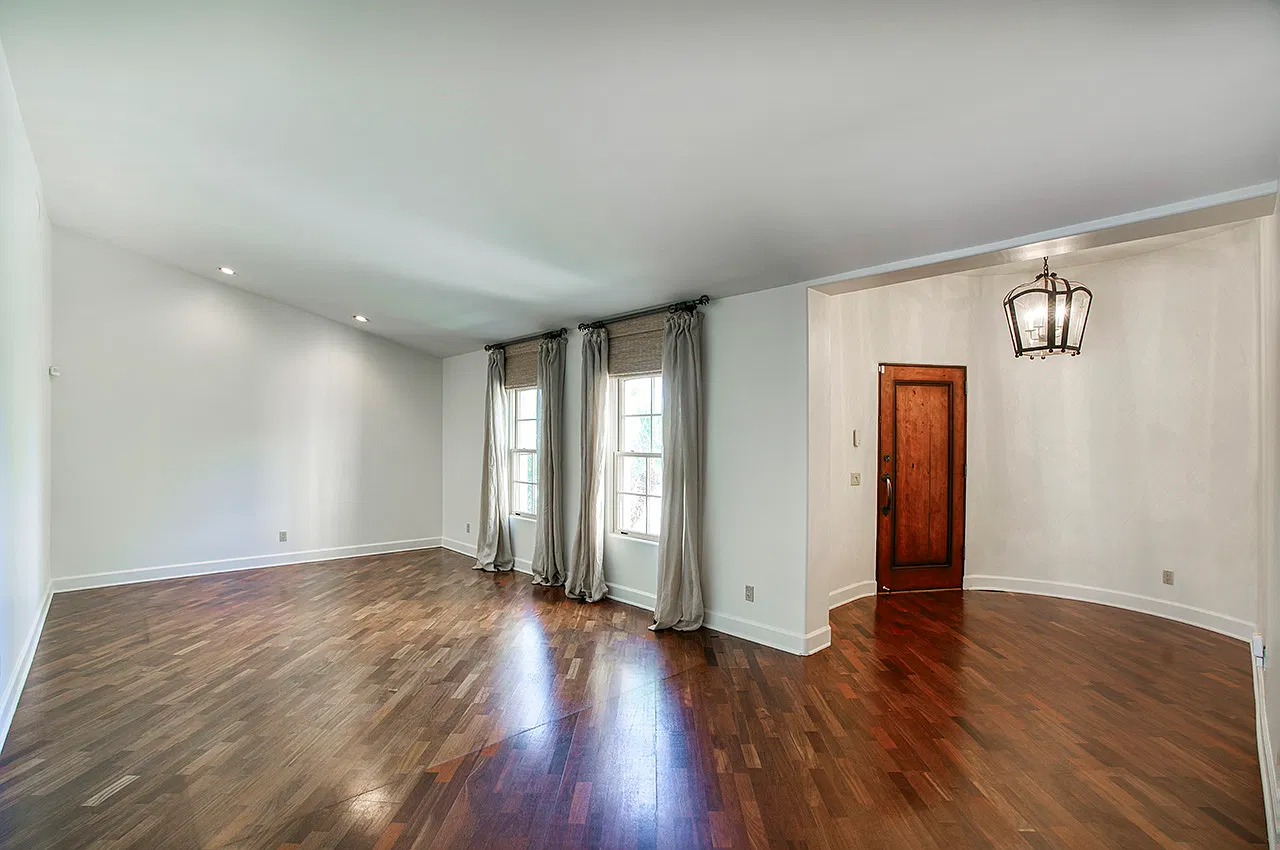 2 bed, 2878 sqft, $6,000 — Photo 3