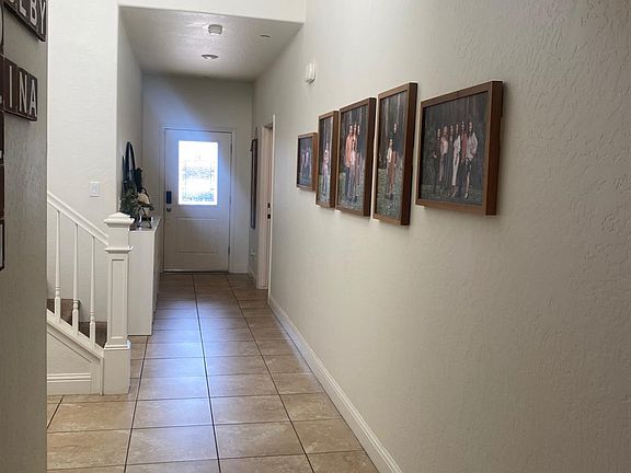 5th image of 3309 N Filbert Ave