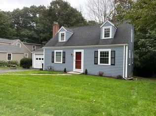 31 Ledgelawn Ave, Lexington, MA 02420