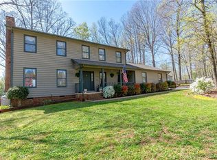 1684 Fairway Dr, Newton, NC 28658