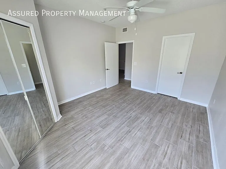 5578 Metrowest Blvd #102 — Photo 4
