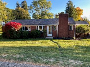 940 Old Washington Rd, Mcmurray, PA 15317