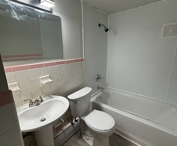 8997 Pippin Rd #8 — Photo 3