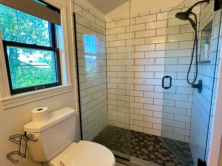 415 Meadow St — Photo 5