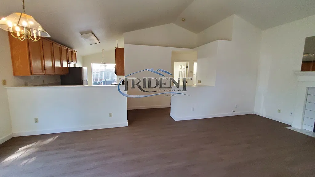 3 bed, 1367 sqft, $2,750 — Photo 4