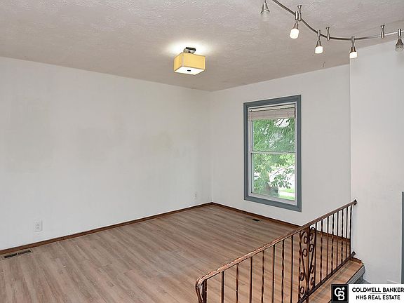 5th image of 6917 N 65th Ave