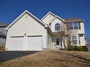 17 Concord Blvd, Sicklerville, NJ 08081