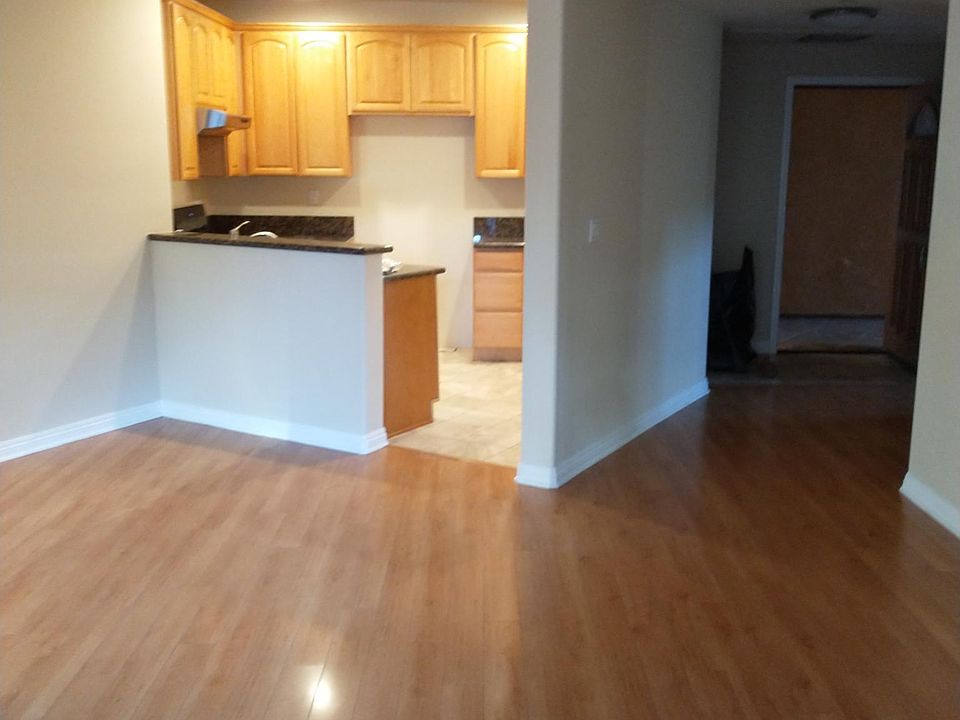 1st image of 1515 Grismer Ave APT 103