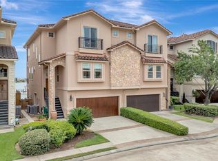 4125 Boardwalk Blvd, Seabrook, TX 77586