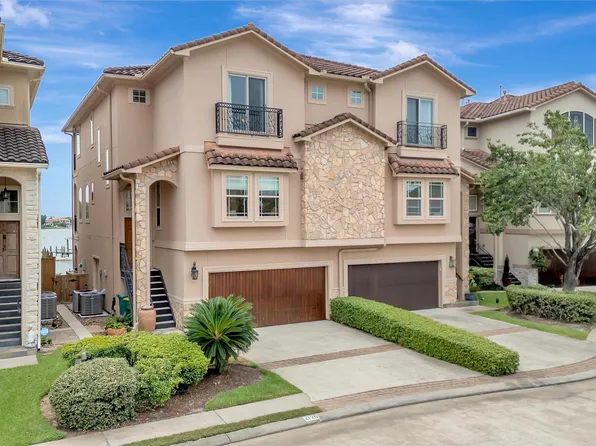 4125 Boardwalk Blvd, Seabrook, TX 77586