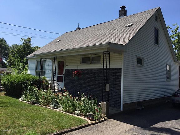 5th image of 468 Plasman Ave